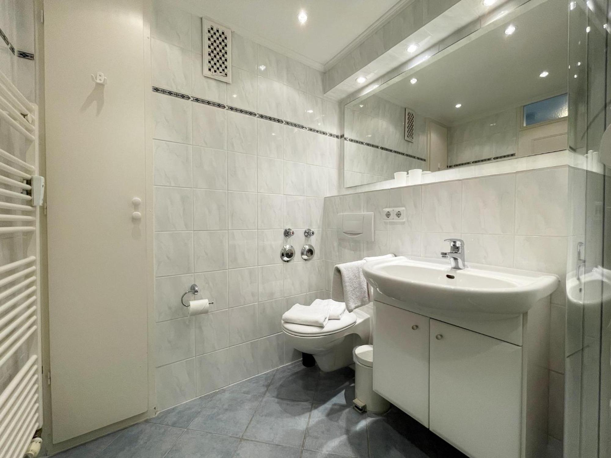 Haus Metropol App 145 Direkt Am Strand 2 Mit Balkon Cityblick 韦斯特兰 外观 照片